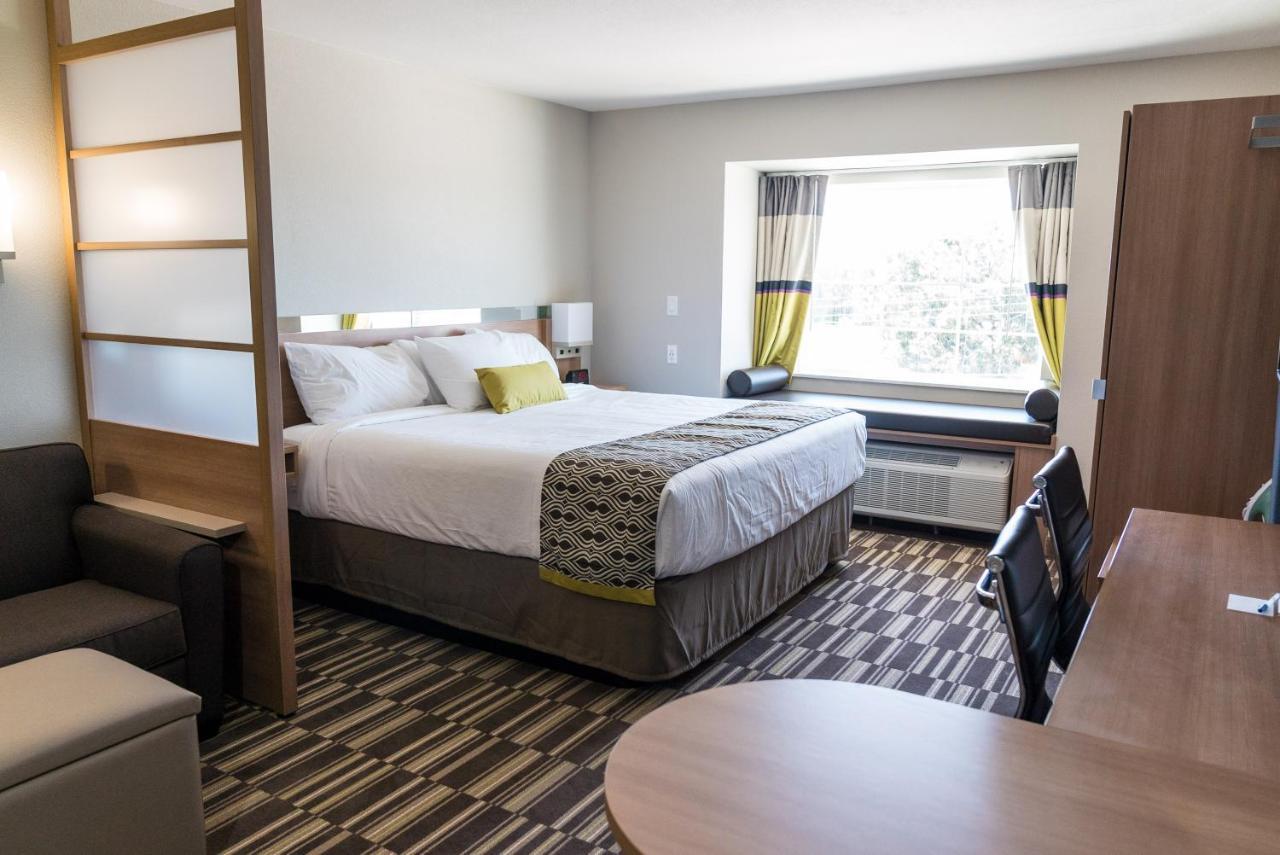 Microtel Inn & Suites By Wyndham College Station Exteriér fotografie